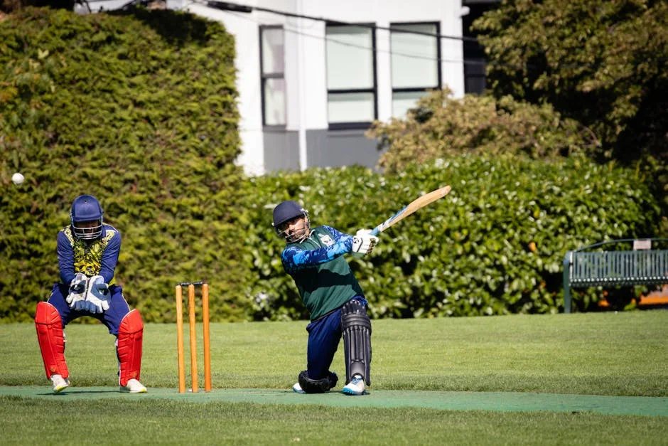 Abhishek Sharma, Heinrich Klaasen Power SRH to 242 for 2 Against DC — Economy Business