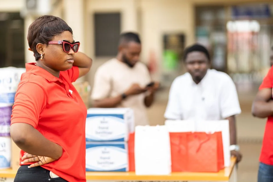 EFCC Agents Storm Governor Oyebanji's Polling Unit in Ekiti Vote-Buying Probe