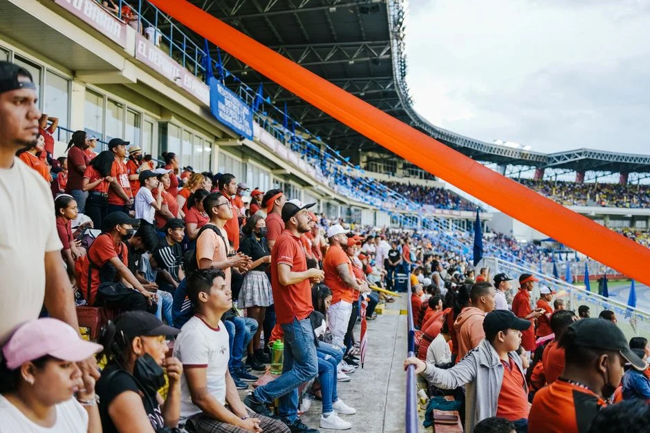 El Burgos Announces Historic 'Definidos' Playoffs with Record Ticket Prices — Culture Arts