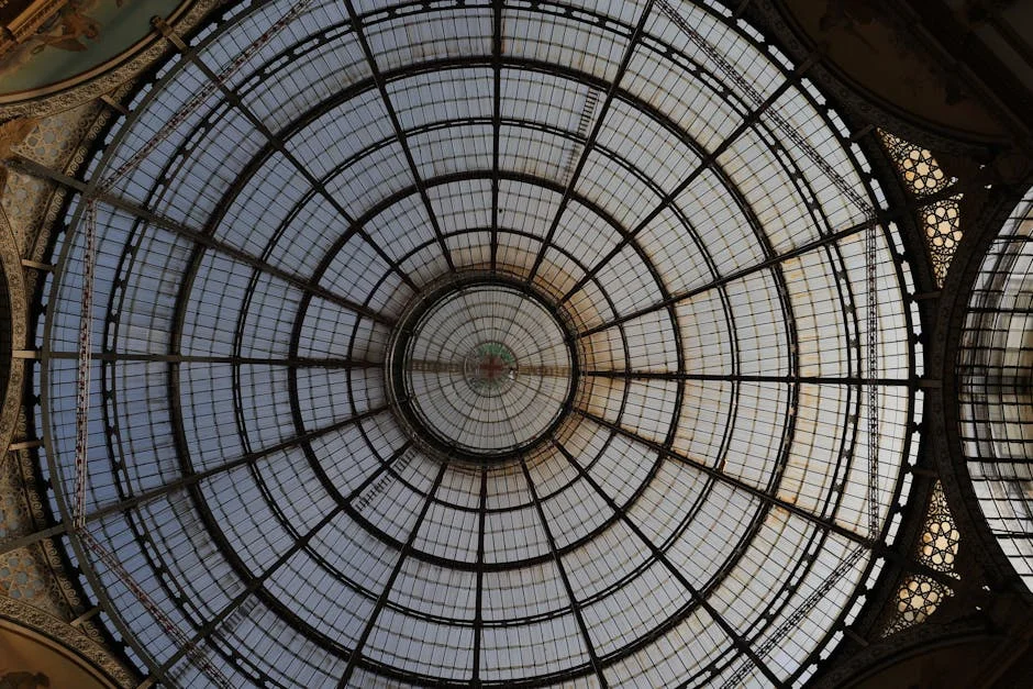 Comprehensive Coverage of Italian Politics