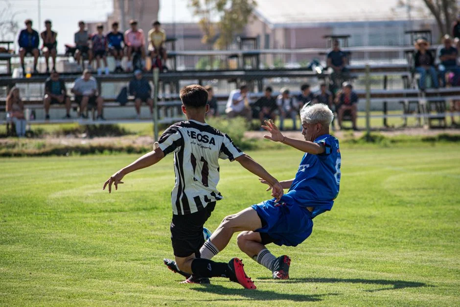 Gimnasia de Comodoro vs Ferro Carril Oeste: Argentine Finals Begin Tonight — Politics Governance