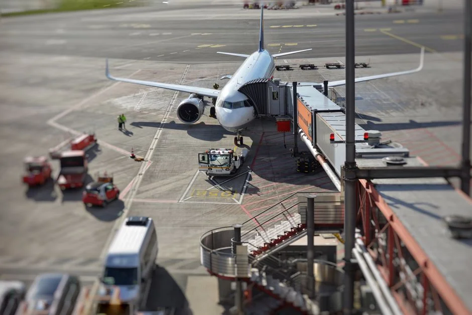 Inside the Chaotic Production of Extreme Airport Africa — How Crews Pull It Off — Sports