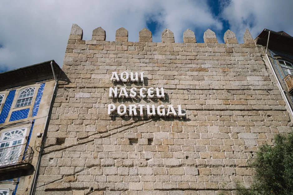 PS Leader Slams Portuguese Government for Clumsy Crisis Management — Technology Innovation