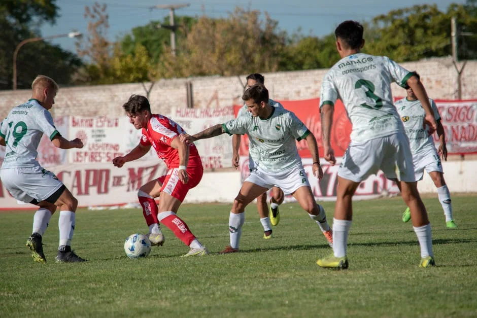 Sporting Defeats Porto in Dramatic Comeback — Fans React with Jubilance — Economy Business