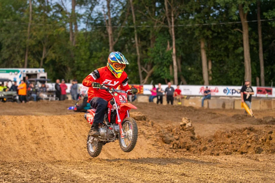 Wyatt Russell Jumps Into Lake Erie For Buffalo Sabres Bet — Economy Business